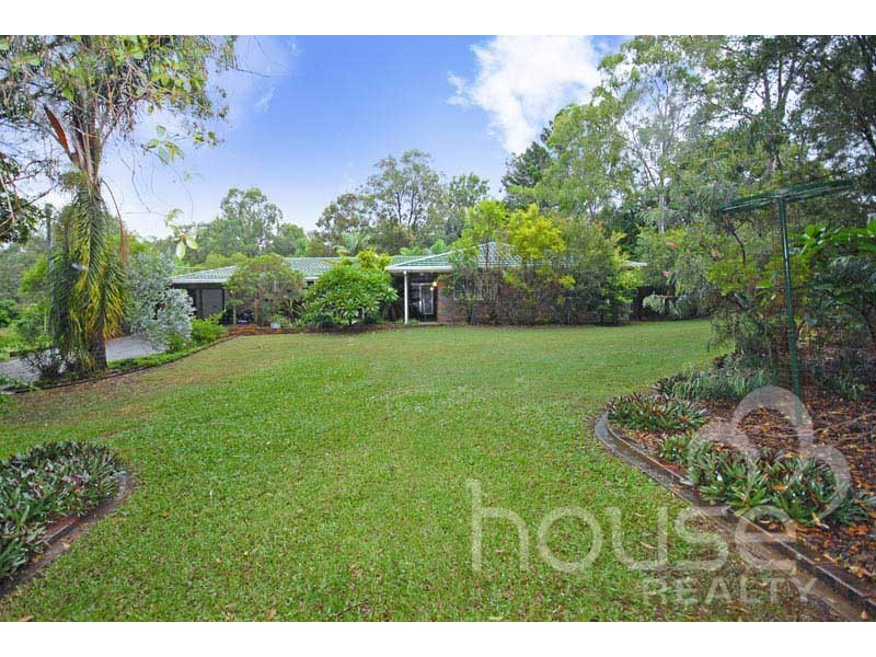 11 Gayundah Street, Karalee QLD 4306