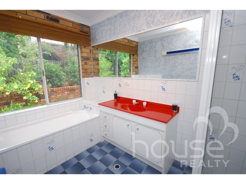 11 Gayundah Street, Karalee QLD 4306