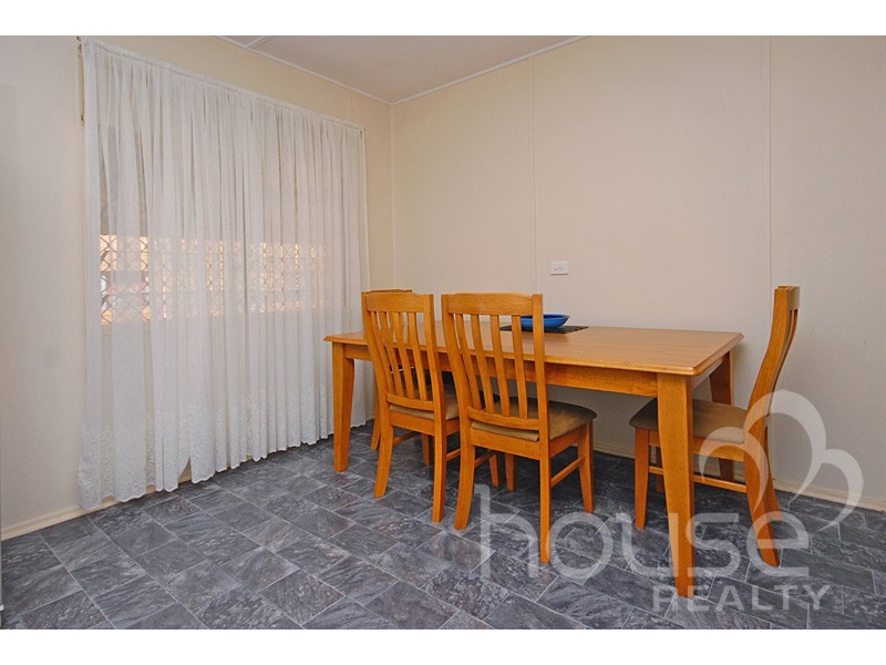 31 Maenporth Street, Leichhardt QLD 4305