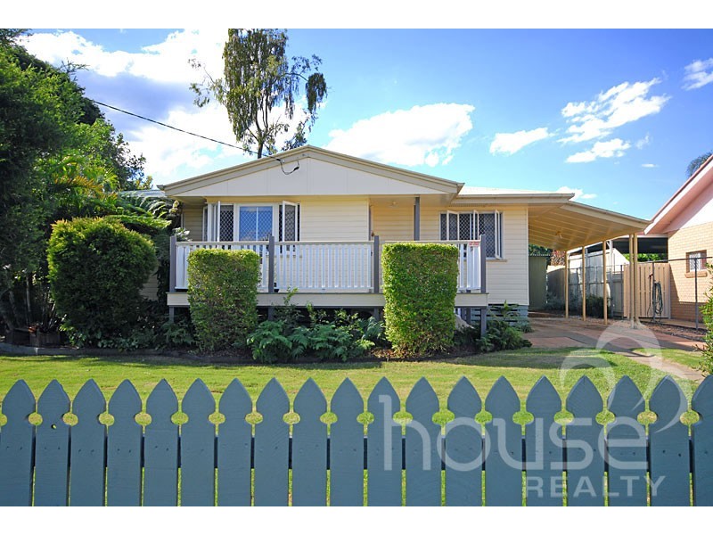 31 Maenporth Street, Leichhardt QLD 4305