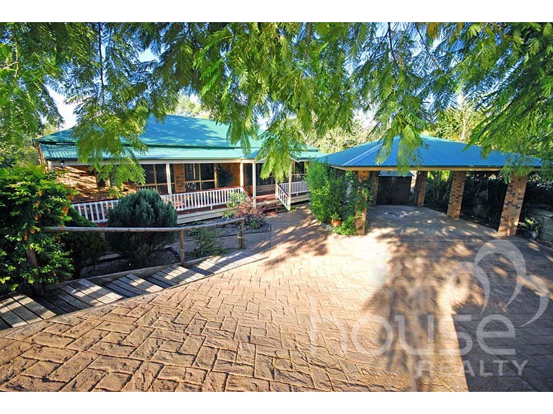 3 St Ives Court, Karana Downs QLD 4306