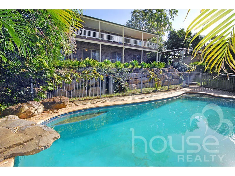 3 St Ives Court, Karana Downs QLD 4306