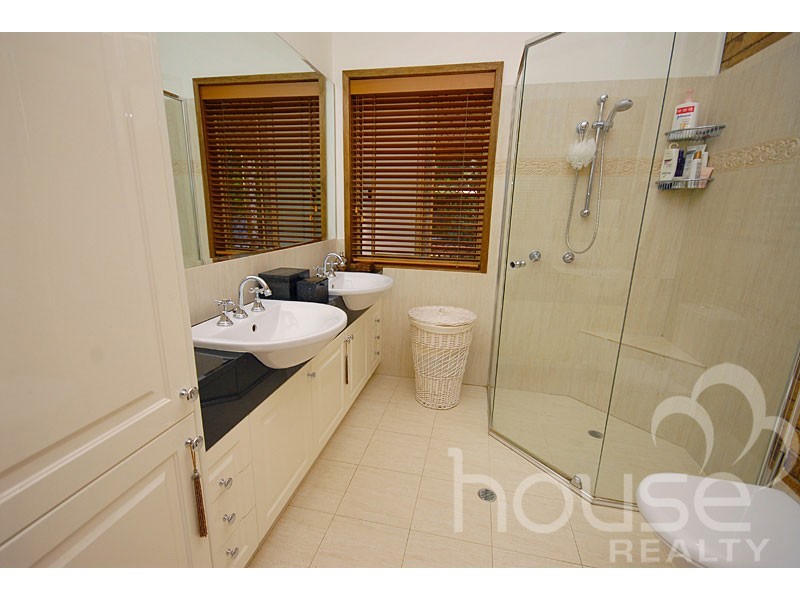 3 St Ives Court, Karana Downs QLD 4306