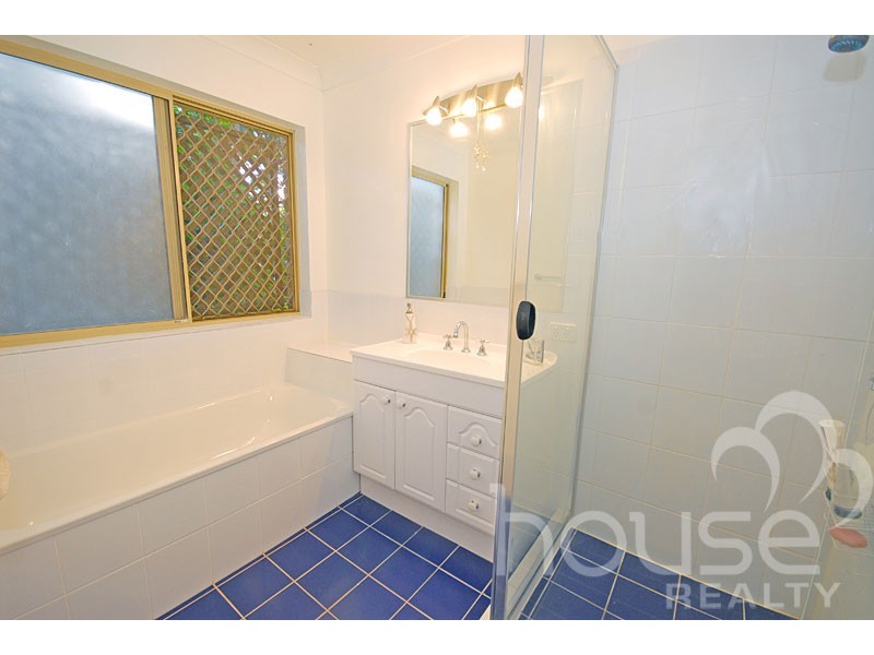 3 St Ives Court, Karana Downs QLD 4306