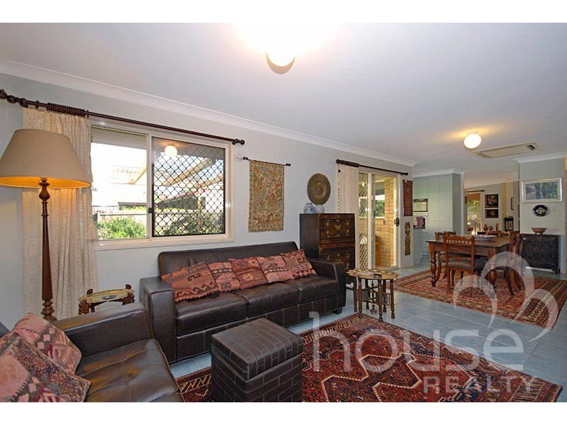14 Bloomsbury Cr, Moggill QLD 4070