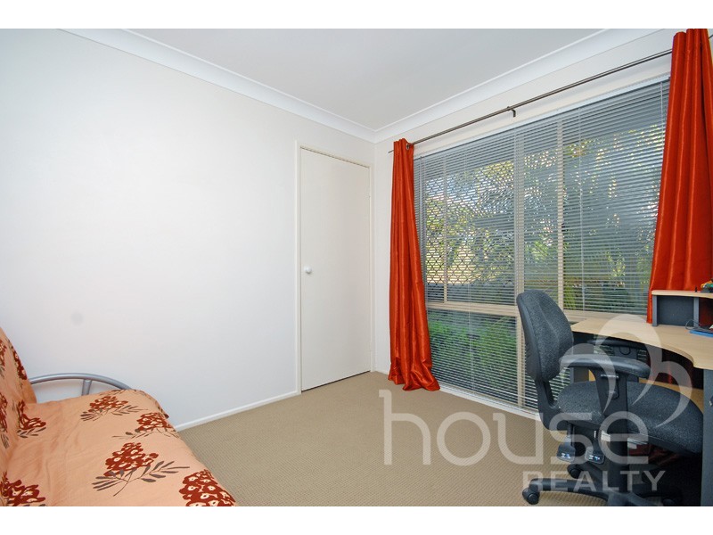 154 College Road, Karana Downs QLD 4306