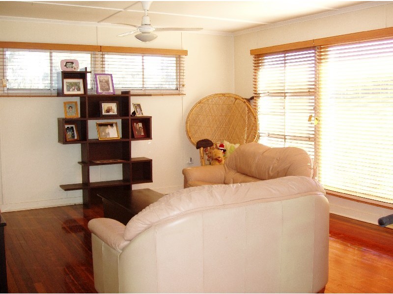 37 Palma Rosa Drive, Wulkuraka QLD 4305