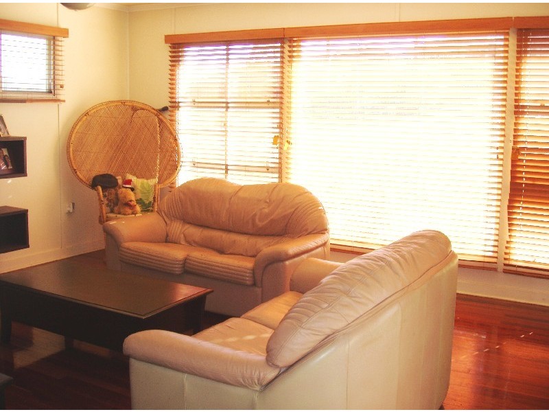 37 Palma Rosa Drive, Wulkuraka QLD 4305