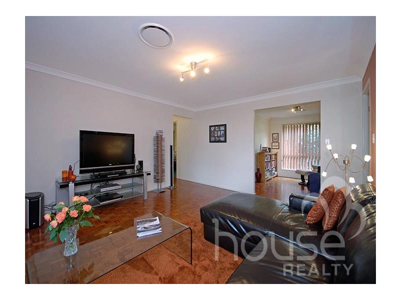 40 College Road, Karana Downs QLD 4306