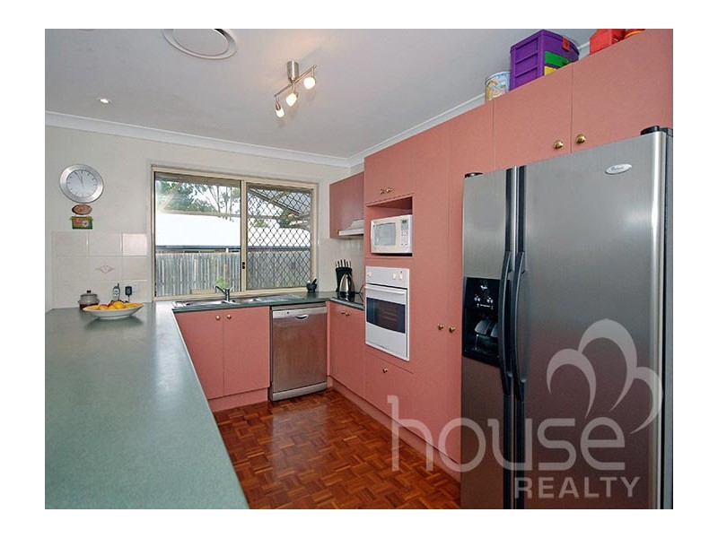 40 College Road, Karana Downs QLD 4306