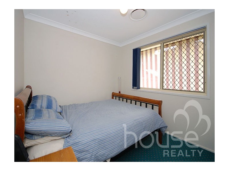 40 College Road, Karana Downs QLD 4306