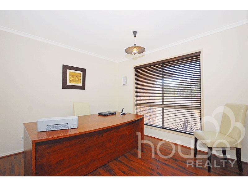 19 St Andrews Drive, Karana Downs QLD 4306