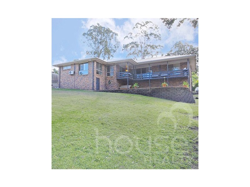 19 St Andrews Drive, Karana Downs QLD 4306