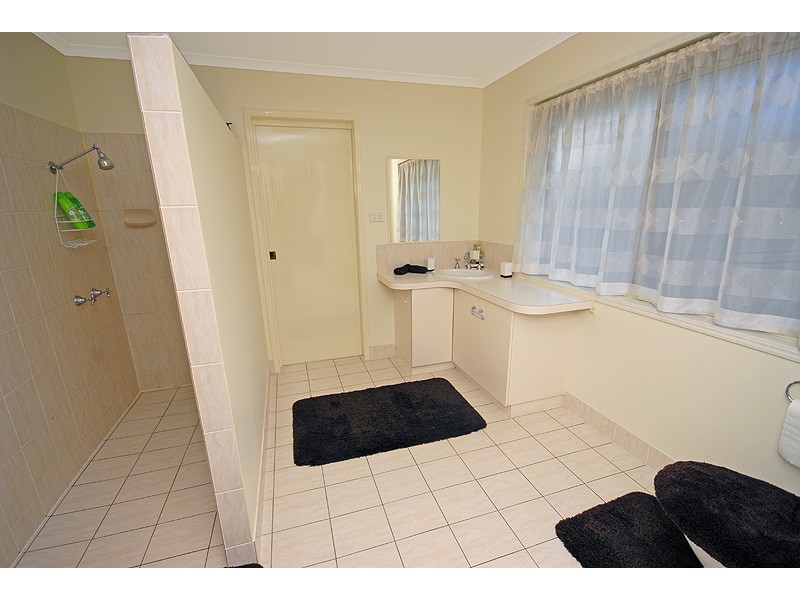 19 St Andrews Drive, Karana Downs QLD 4306