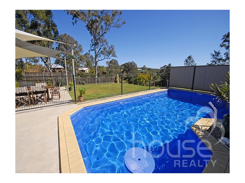 14 Katherine Court, Karalee QLD 4306