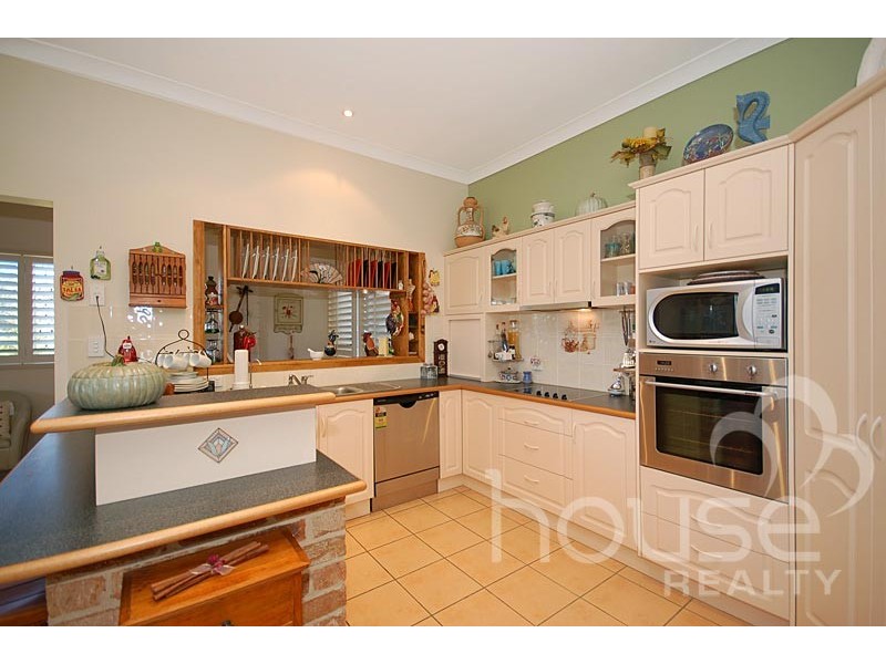 61 Beaufort Cres, Moggill QLD 4070