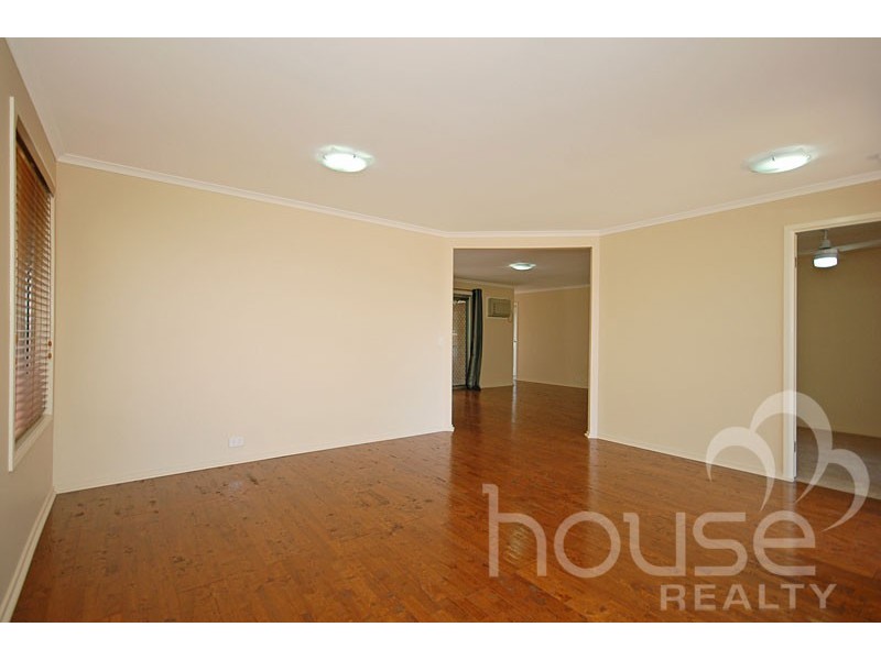 39 Carinya Crescent, Karana Downs QLD 4306