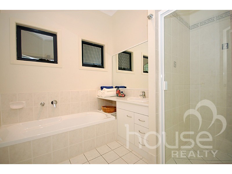 35 Willeen Court, Chuwar QLD 4306