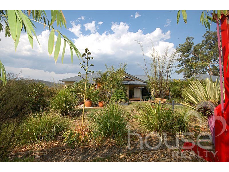 35 Willeen Court, Chuwar QLD 4306