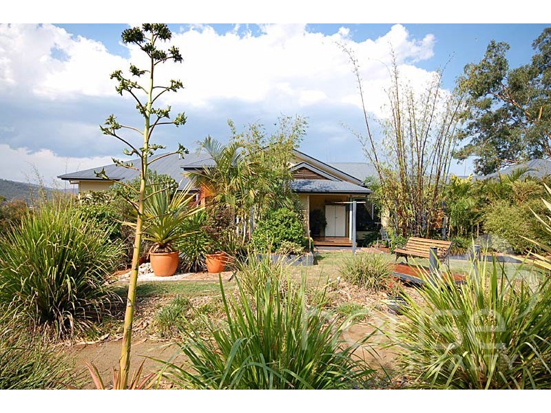 35 Willeen Court, Chuwar QLD 4306