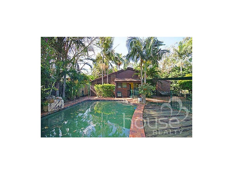 8 Jingara Court, Karana Downs QLD 4306