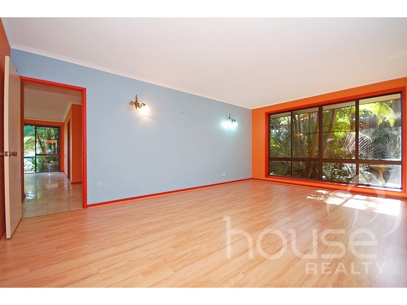 8 Jingara Court, Karana Downs QLD 4306