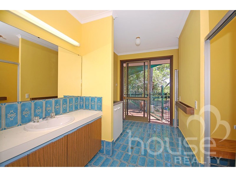 8 Jingara Court, Karana Downs QLD 4306