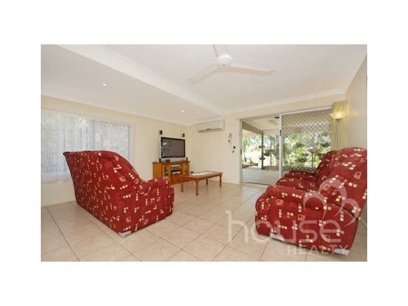 7 Dan Street, Chuwar QLD 4306