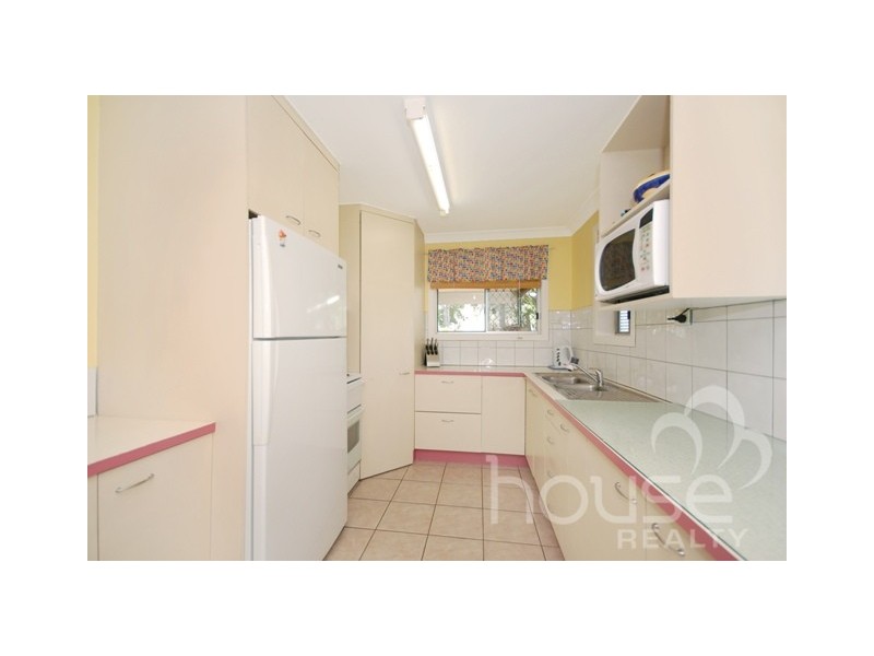 7 Dan Street, Chuwar QLD 4306