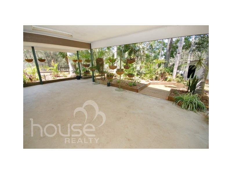 7 Dan Street, Chuwar QLD 4306