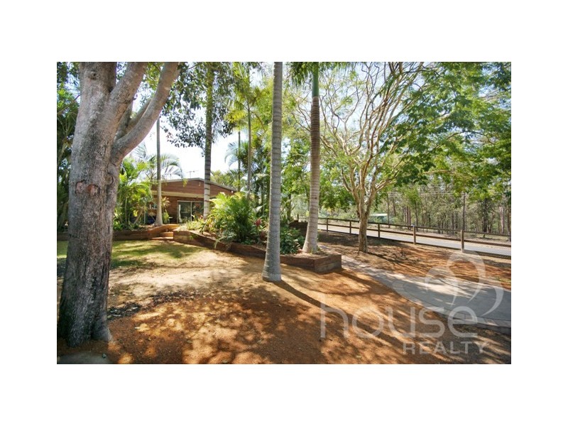 7 Dan Street, Chuwar QLD 4306