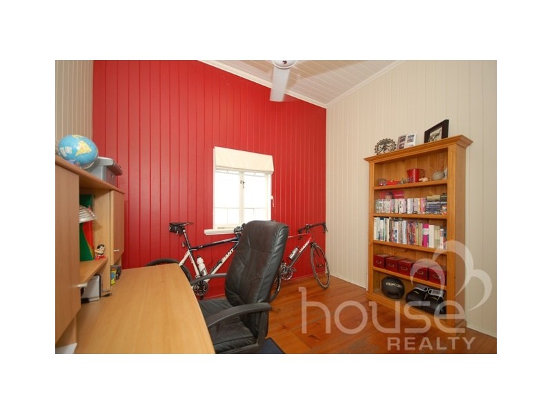 28 Dunsmore Street, Kelvin Grove QLD 4059