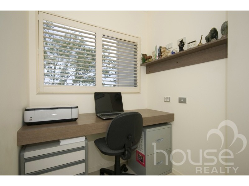 4/52 Underhill Ave, Indooroopilly QLD 4068