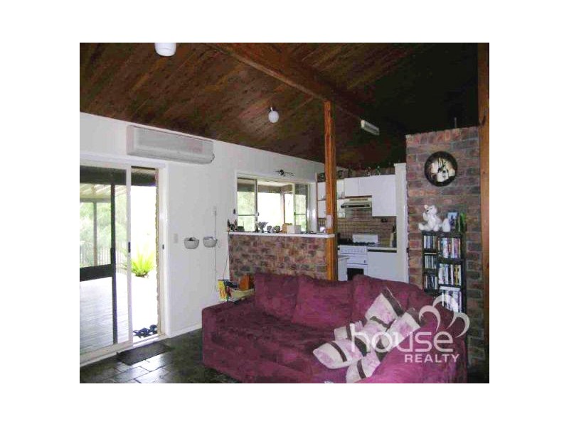 38 Kanangra Close, Karana Downs QLD 4306