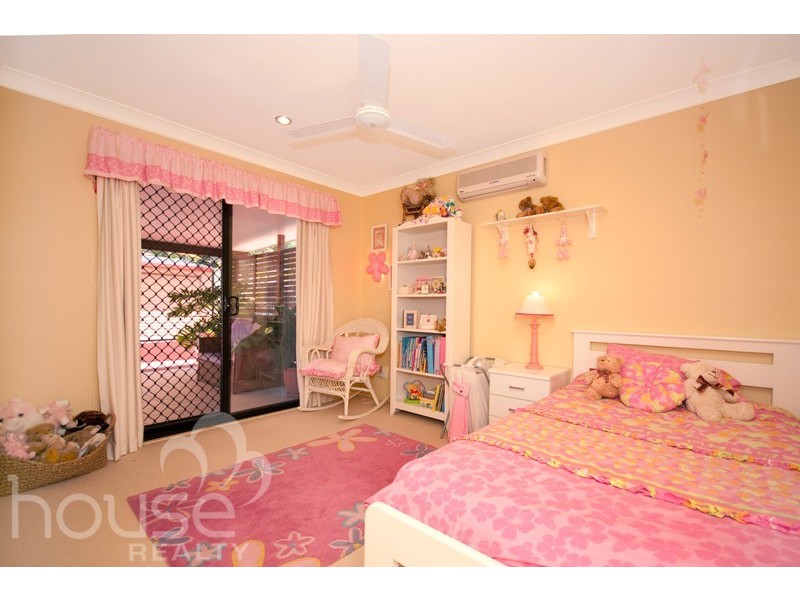 62 Gibson Crescent, Bellbowrie QLD 4070