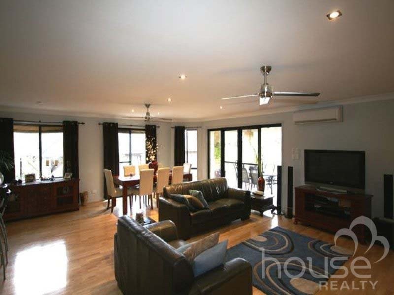 31 St Andrews Drive, Karana Downs QLD 4306