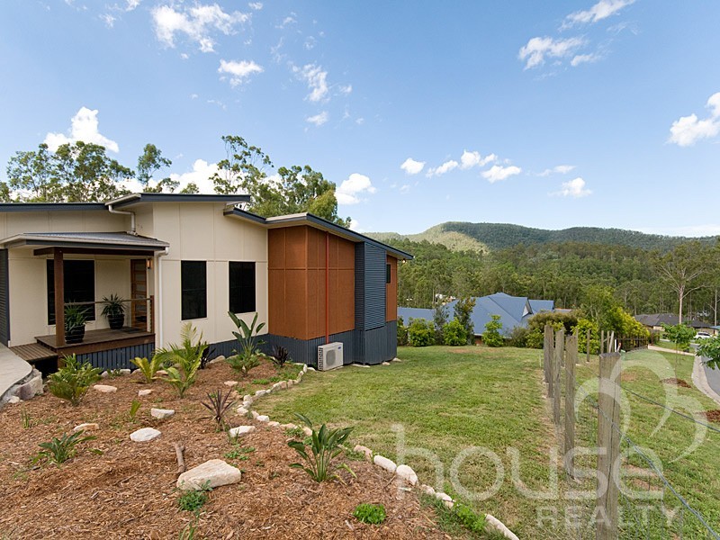 31 Emma Holt Court, Mount Crosby QLD 4306