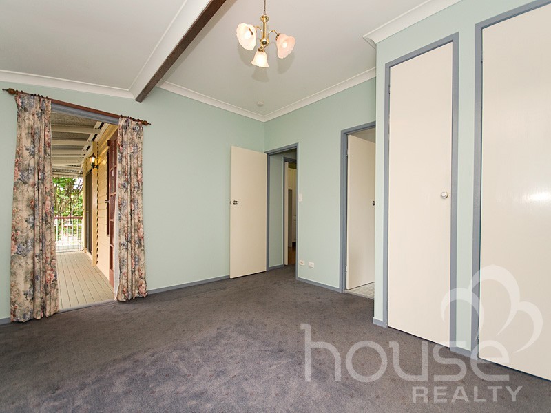 7 Apurla Court, Karana Downs QLD 4306