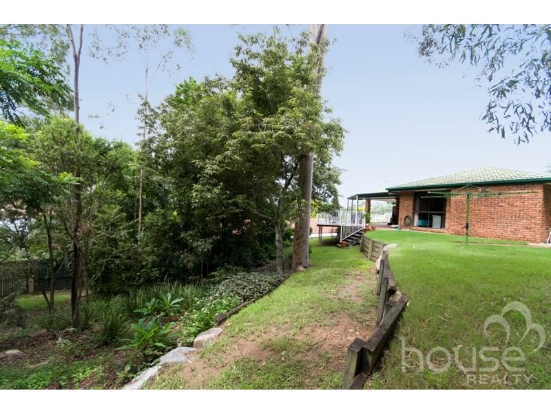 15 Dunoon Court, Karana Downs QLD 4306