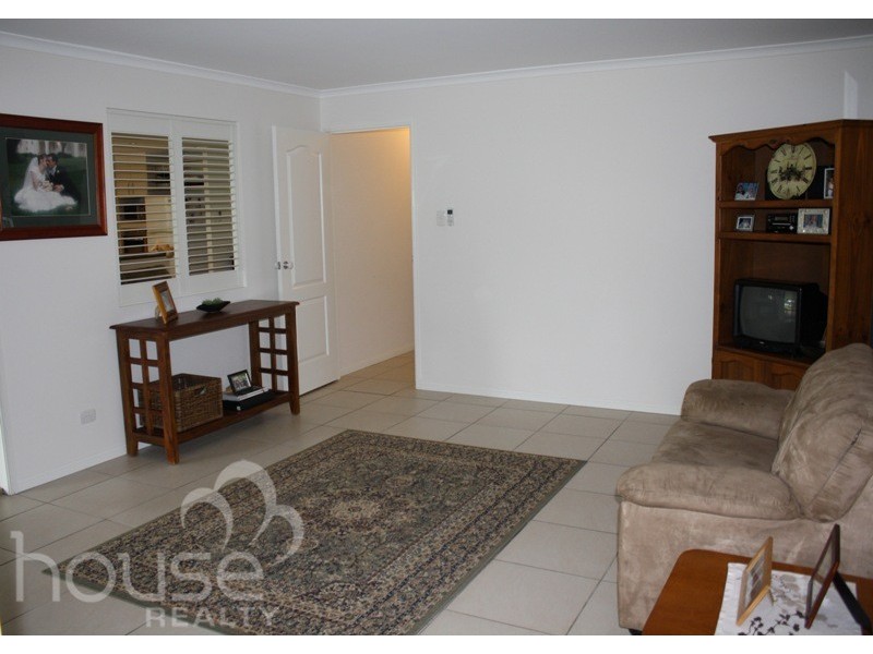 32 Phar Lap Parade, Karalee QLD 4306