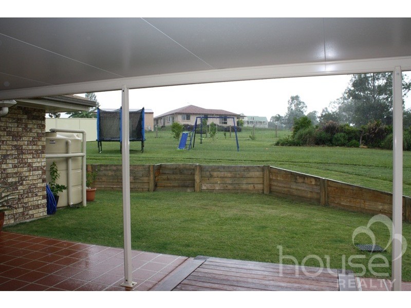 32 Phar Lap Parade, Karalee QLD 4306