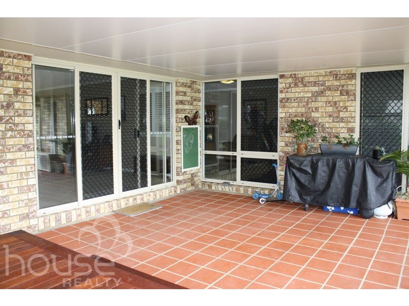 32 Phar Lap Parade, Karalee QLD 4306