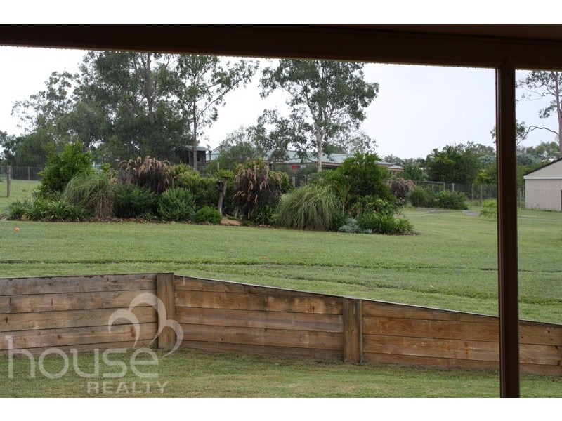32 Phar Lap Parade, Karalee QLD 4306