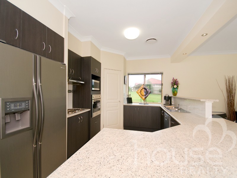 28 Myora Row, Karalee QLD 4306