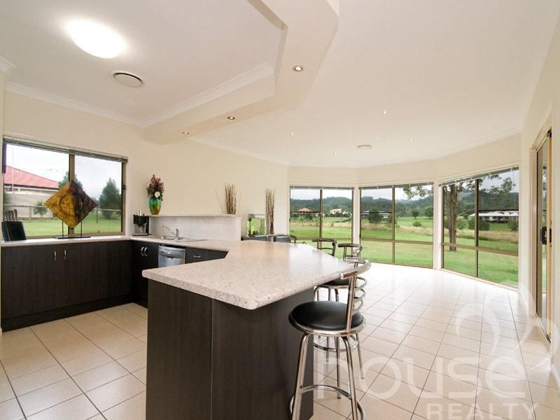 28 Myora Row, Karalee QLD 4306