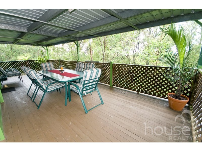 1 Mountain Vista Court, Mount Crosby QLD 4306