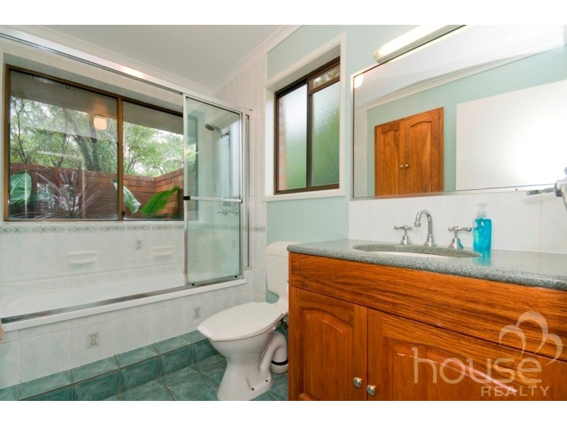1 Mountain Vista Court, Mount Crosby QLD 4306