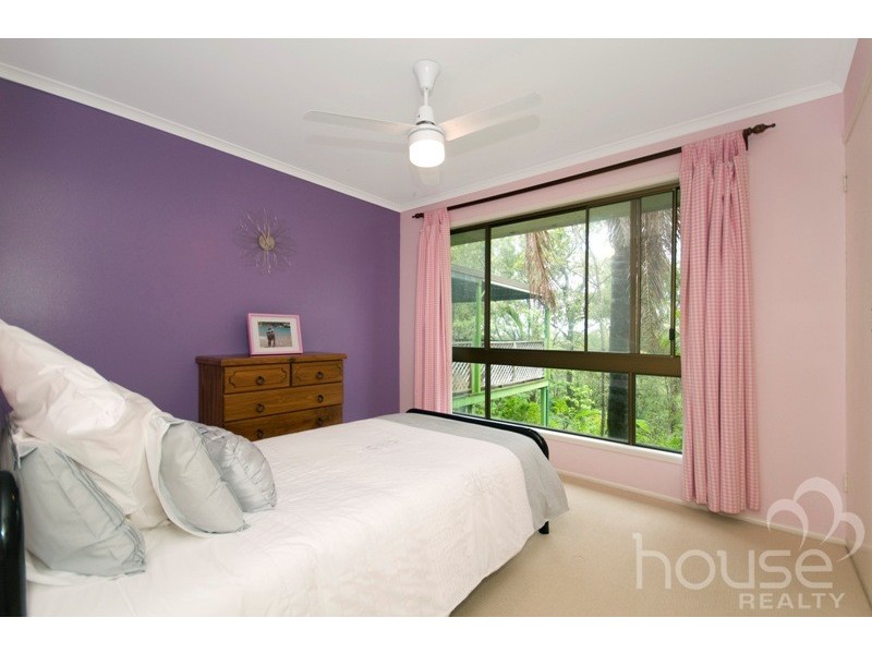 1 Mountain Vista Court, Mount Crosby QLD 4306