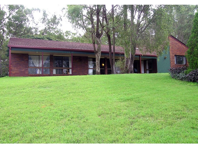 98 Tanderra Way, Karana Downs QLD 4306