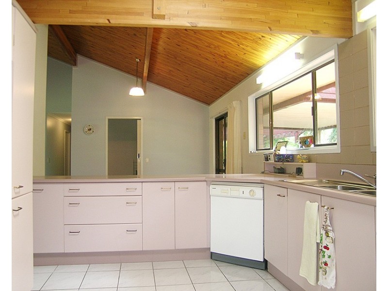 98 Tanderra Way, Karana Downs QLD 4306